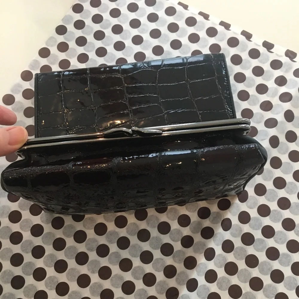 Wanlima  Lady’s Set Wallet & Cosmetic Bag Leather